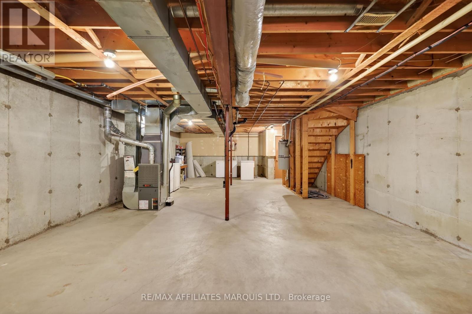58 Robarts Crescent, Ottawa, Ontario  K2L 4A5 - Photo 35 - X13411614