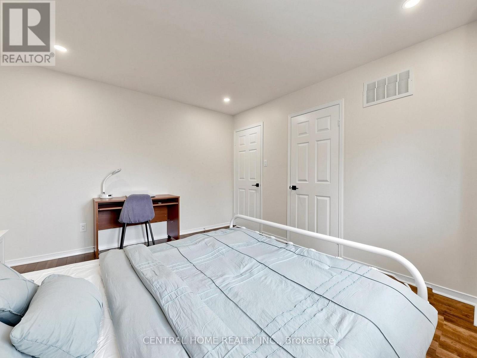 48 Ballard Crescent, Newmarket, Ontario  L3X 1S2 - Photo 41 - N13411620