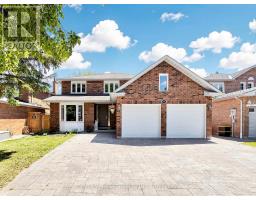 48 BALLARD CRESCENT, Newmarket, Ontario