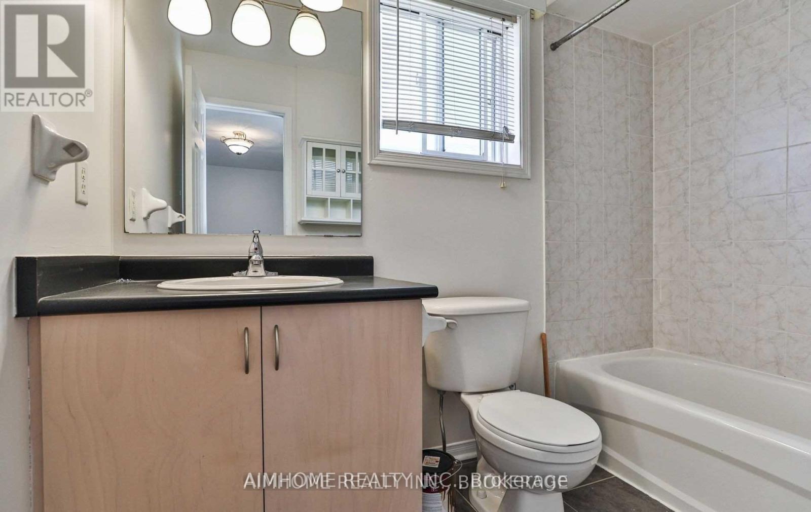 348 Kittridge Road, Oakville, Ontario  L6H 7K8 - Photo 20 - W13411608