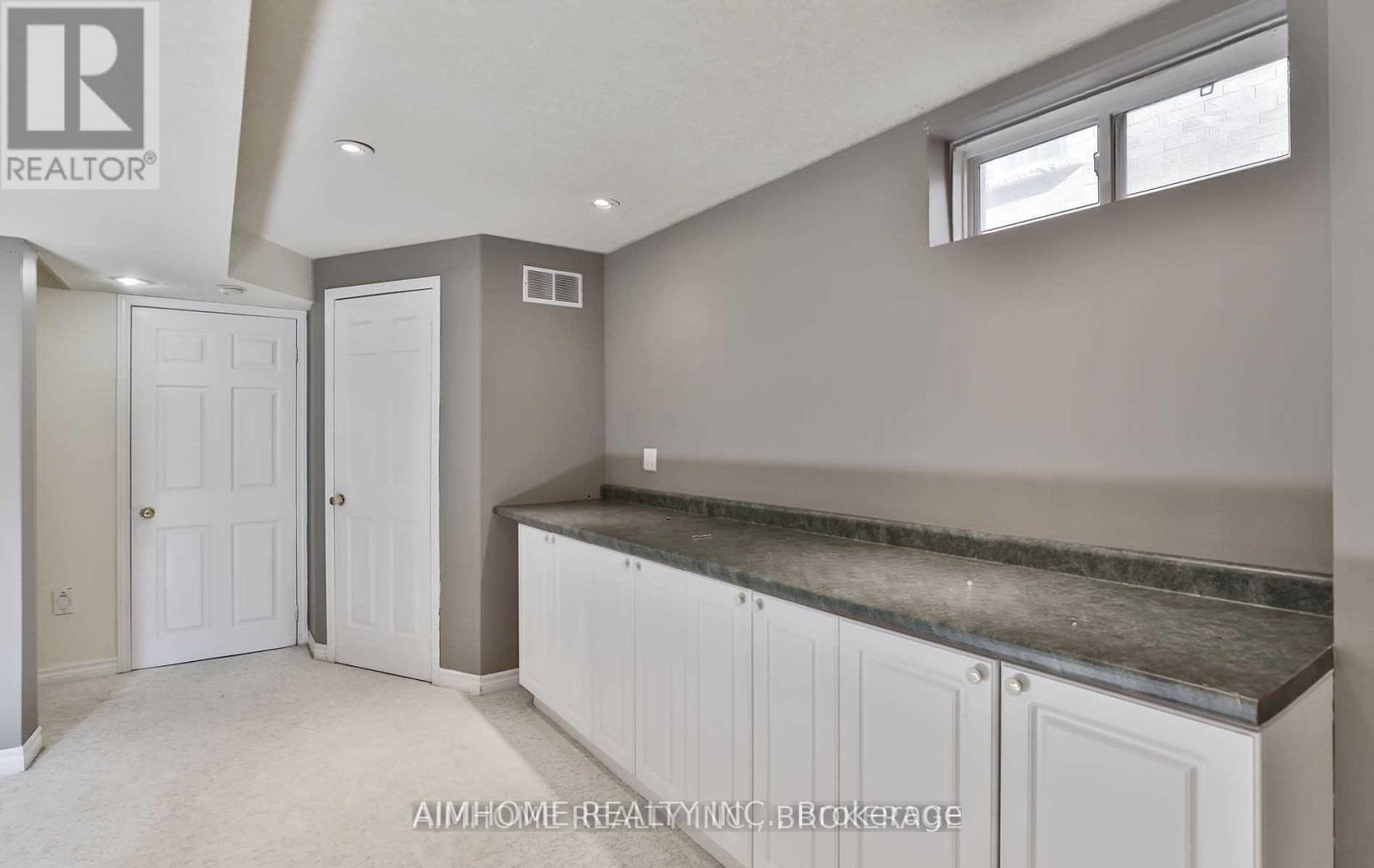 348 Kittridge Road, Oakville, Ontario  L6H 7K8 - Photo 23 - W13411608