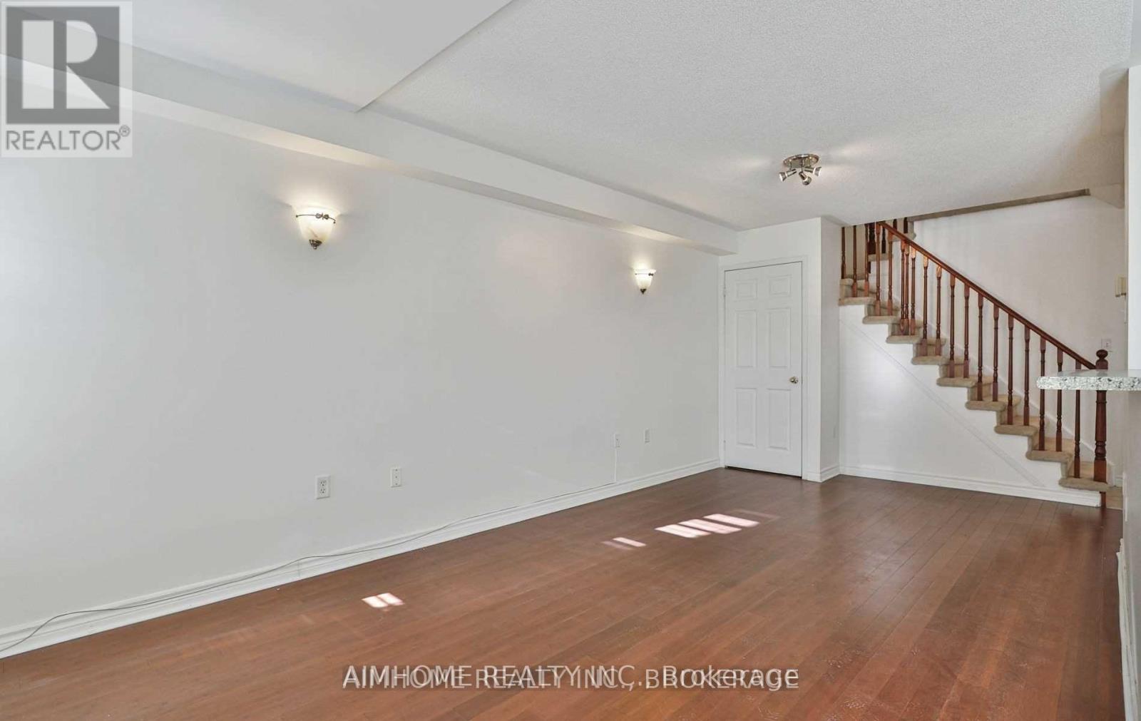 348 Kittridge Road, Oakville, Ontario  L6H 7K8 - Photo 6 - W13411608