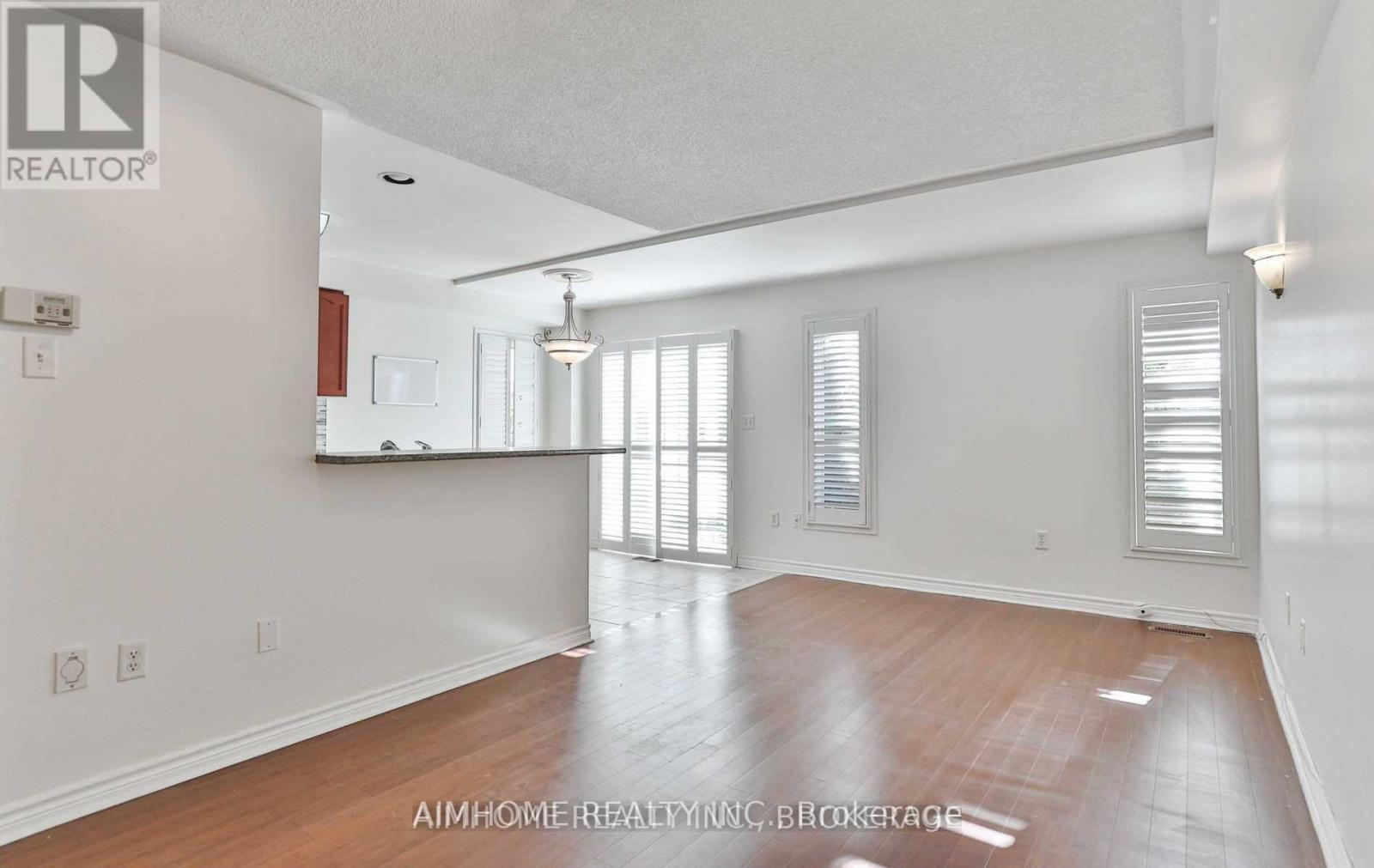 348 Kittridge Road, Oakville, Ontario  L6H 7K8 - Photo 8 - W13411608