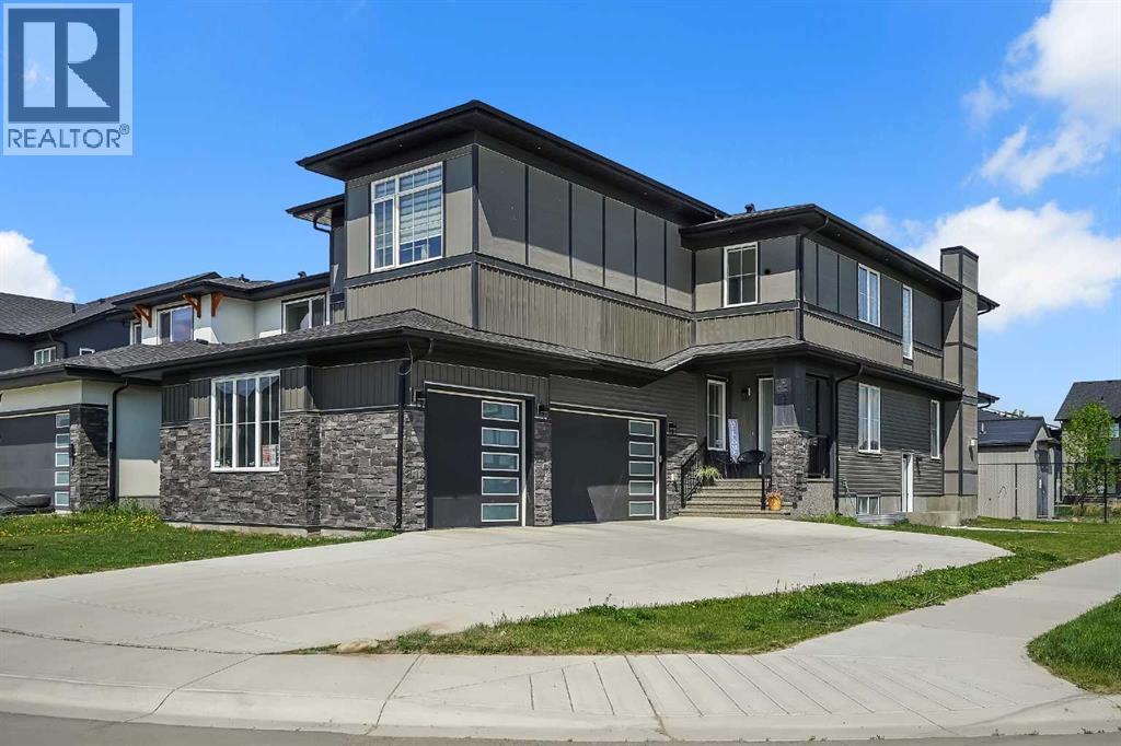 192 Sandpiper Landing, Chestermere, Alberta  T1X 1Y8 - Photo 1 - A2318535