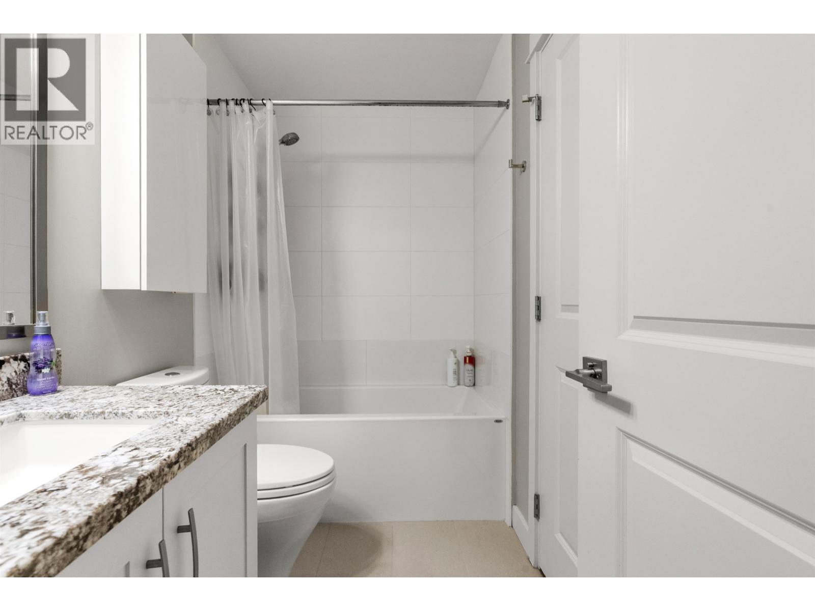 102 5011 Springs Boulevard, Tsawwassen, British Columbia  V4M 0B6 - Photo 11 - R3131239