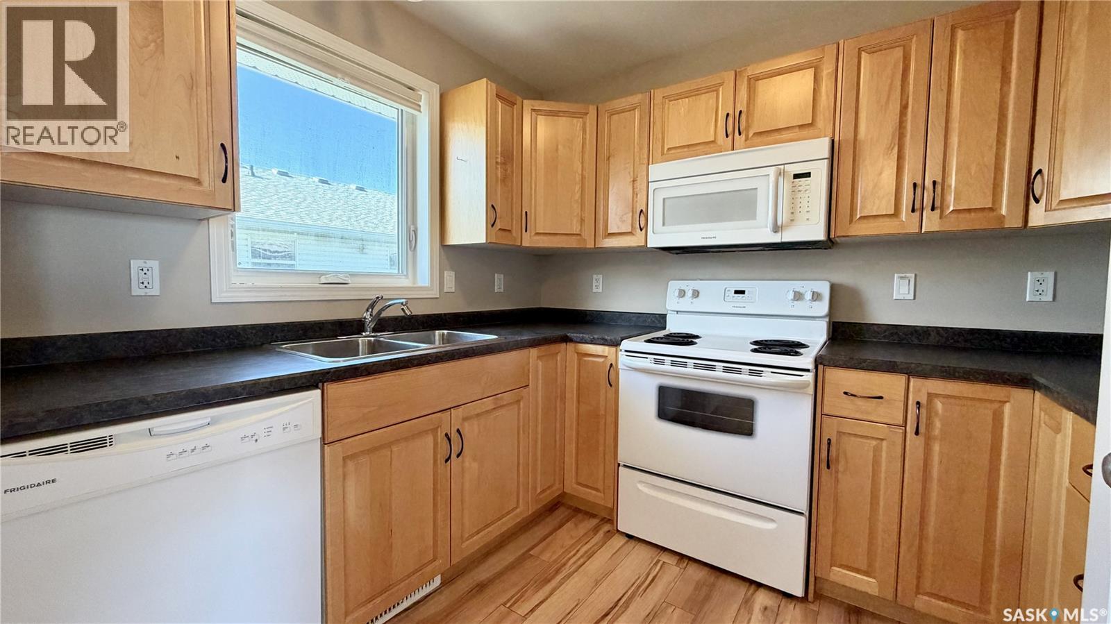 19 200 Hiebert Crescent, Martensville, Saskatchewan  S0K 2T2 - Photo 10 - SK035903