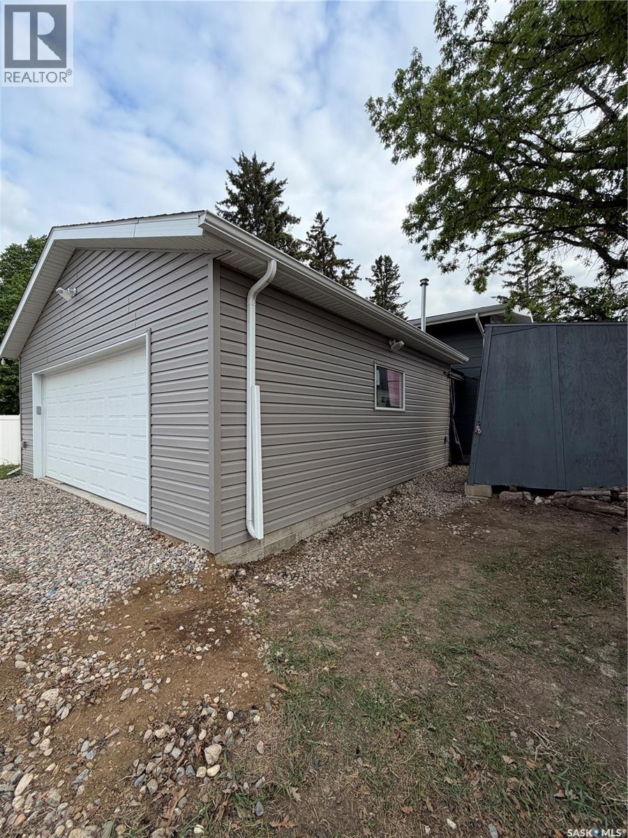 2 Mcdougall Crescent, Saskatoon, Saskatchewan S7L 5C1 - Photo 41 - SK038407