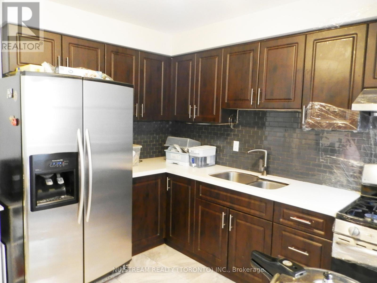 11 Dunbar Crescent, Markham, Ontario  L3R 6W9 - Photo 10 - N13411666