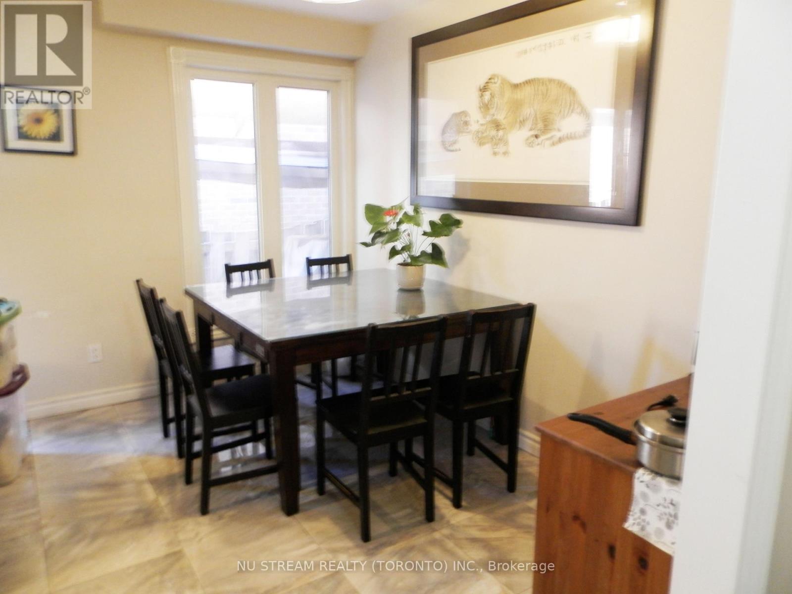 11 Dunbar Crescent, Markham, Ontario  L3R 6W9 - Photo 14 - N13411666