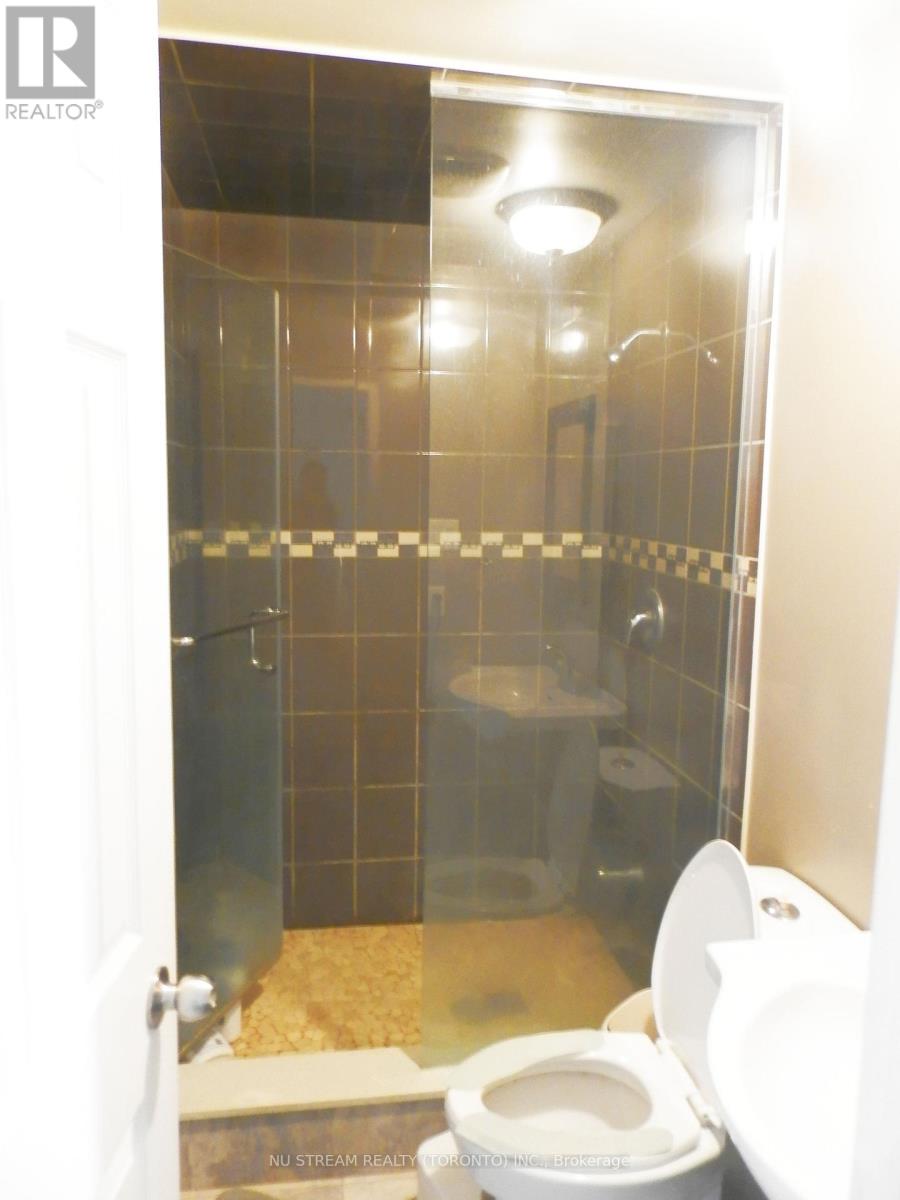 11 Dunbar Crescent, Markham, Ontario  L3R 6W9 - Photo 23 - N13411666