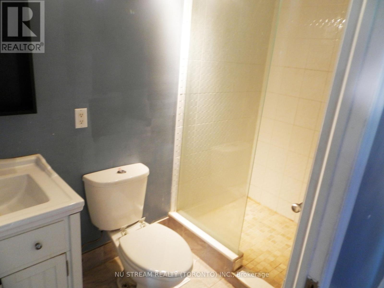 11 Dunbar Crescent, Markham, Ontario  L3R 6W9 - Photo 7 - N13411666