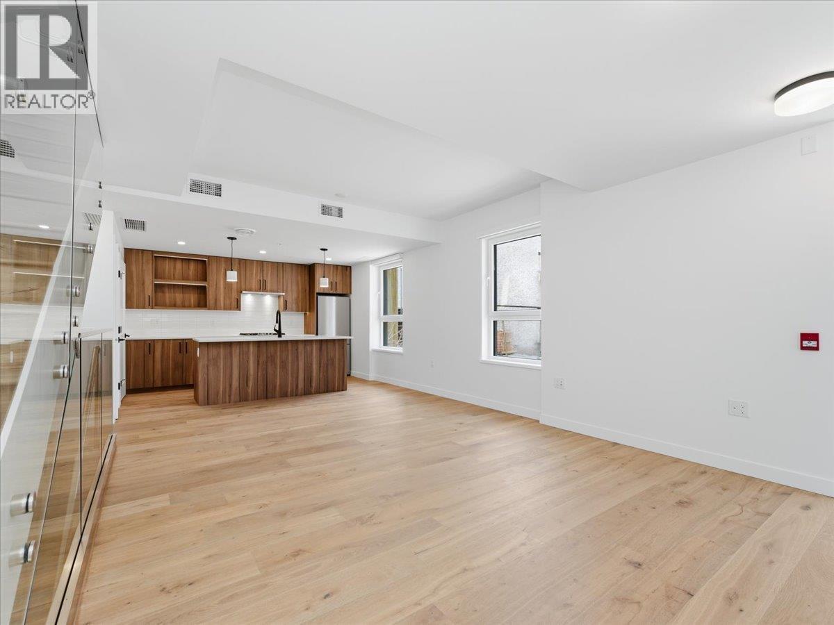 6833 Cambie Street, Vancouver, British Columbia  V6P 3H1 - Photo 6 - R3131000