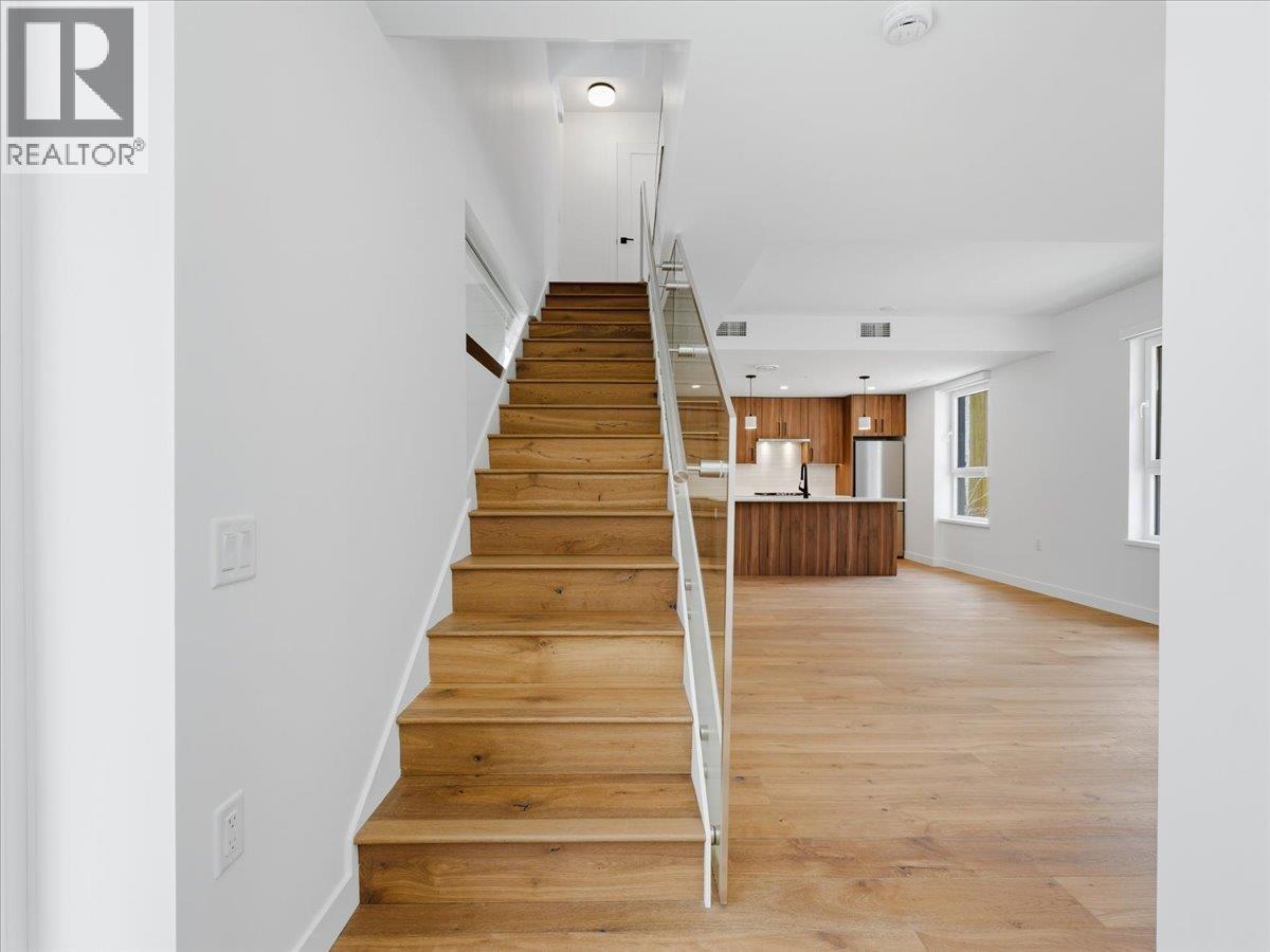6833 Cambie Street, Vancouver, British Columbia  V6P 3H1 - Photo 5 - R3131000