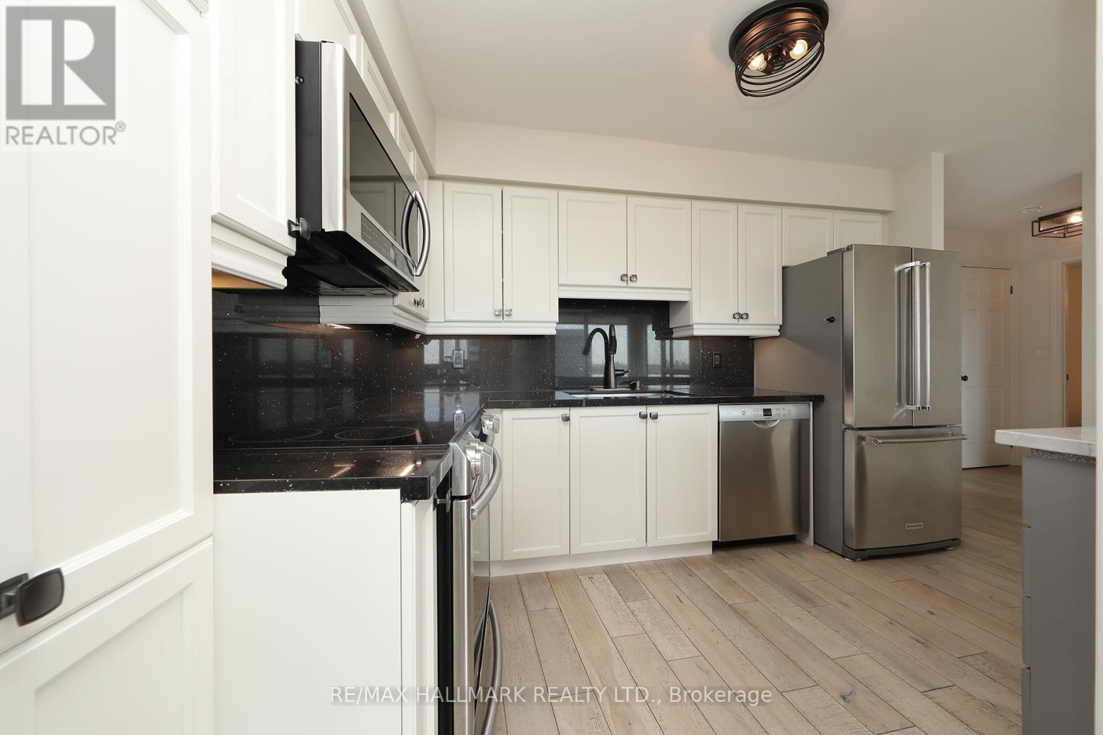 Ph206 - 18 Valley Woods Road, Toronto, Ontario  M3A 0A1 - Photo 11 - C13411670