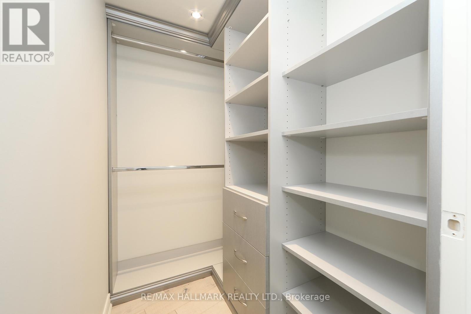 Ph206 - 18 Valley Woods Road, Toronto, Ontario  M3A 0A1 - Photo 21 - C13411670