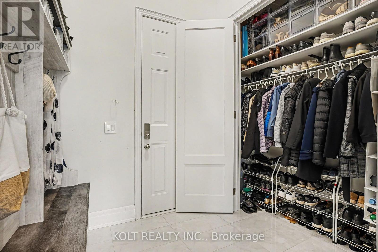 2293 Charles Cornwall Avenue, Oakville, Ontario  L6M 5M6 - Photo 34 - W13411678