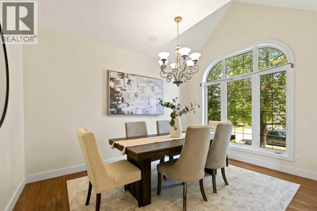 48 Strathlea Close SW, Calgary, Alberta  T3H 5C6 - Photo 4 - A2317365