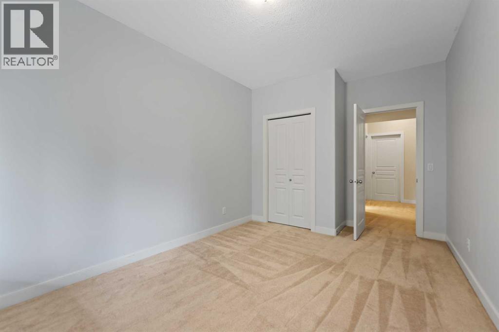 48 Strathlea Close SW, Calgary, Alberta  T3H 5C6 - Photo 33 - A2317365