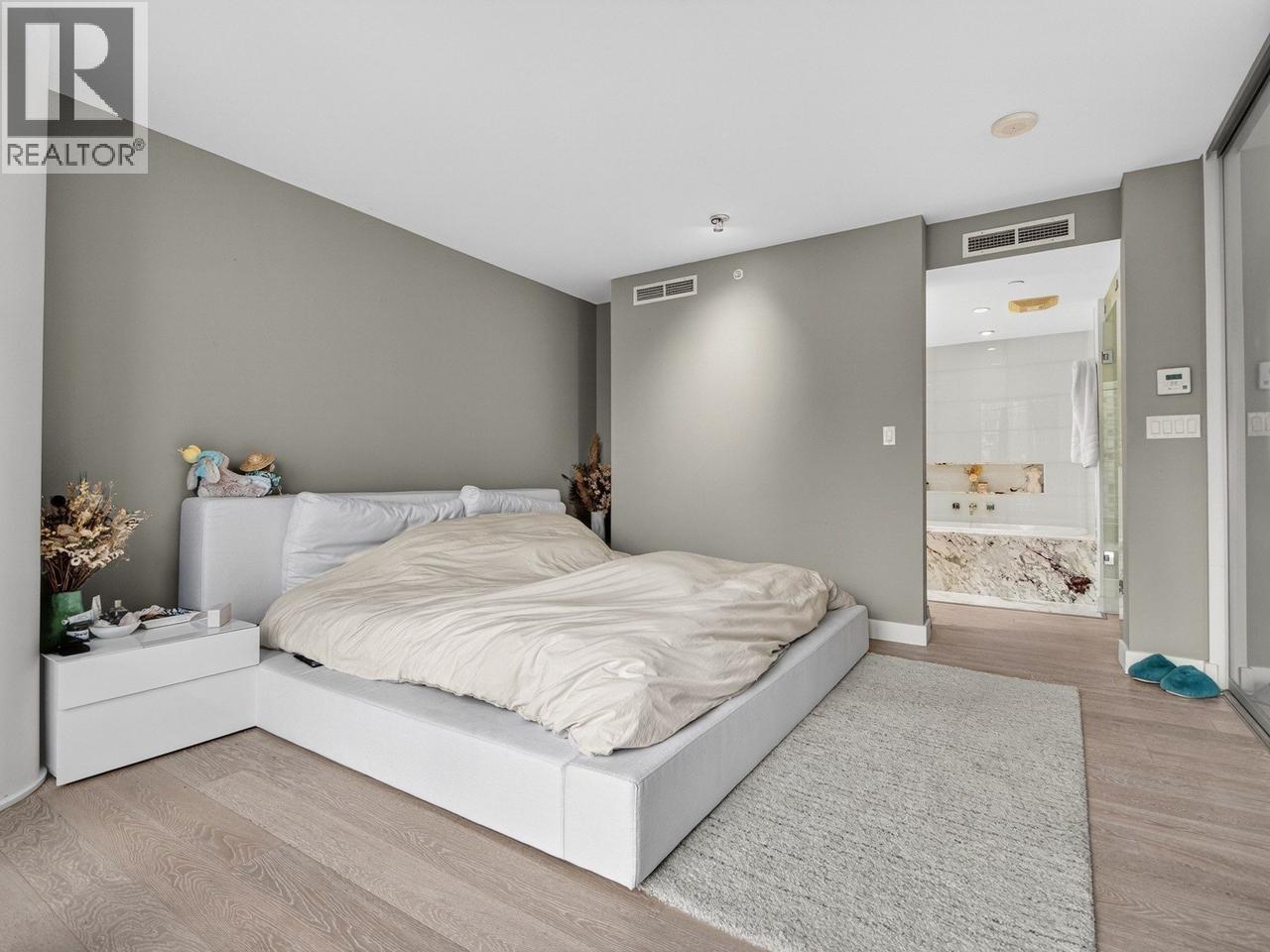 1902 1499 W Pender Street, Vancouver, British Columbia  V6G 0A7 - Photo 11 - R3132996