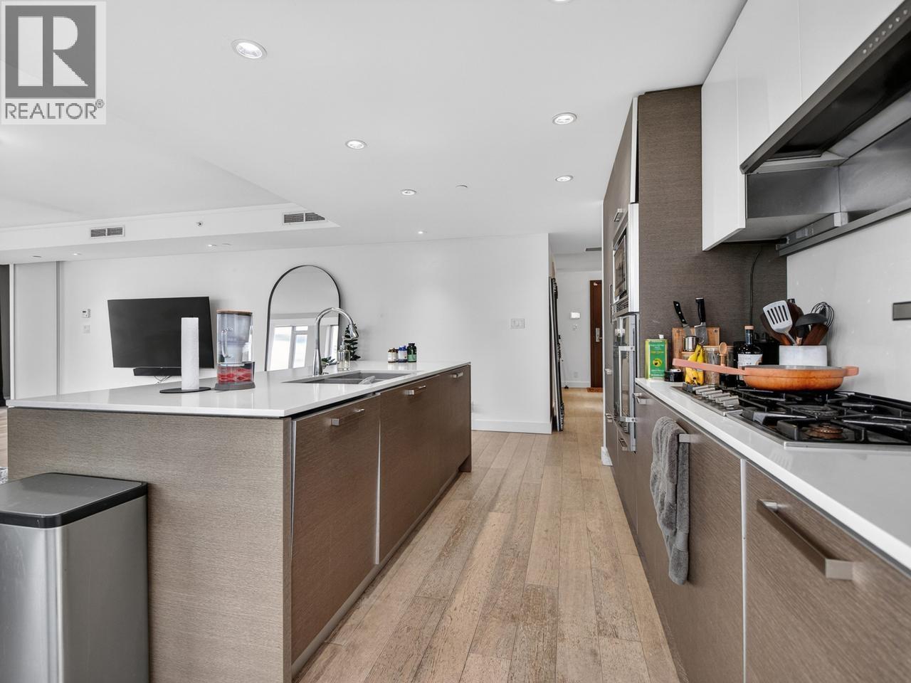 1902 1499 W Pender Street, Vancouver, British Columbia  V6G 0A7 - Photo 3 - R3132996