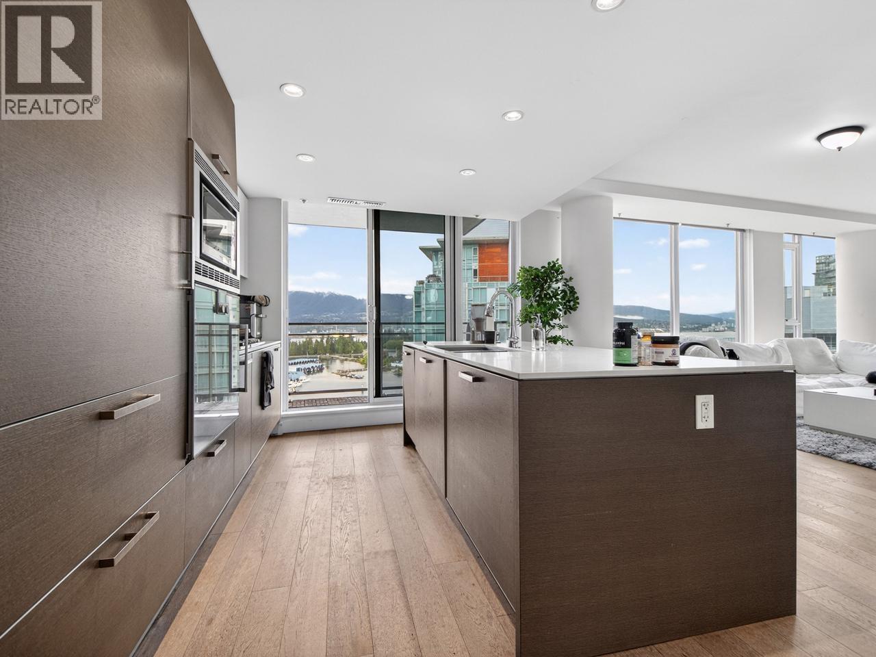 1902 1499 W Pender Street, Vancouver, British Columbia  V6G 0A7 - Photo 4 - R3132996