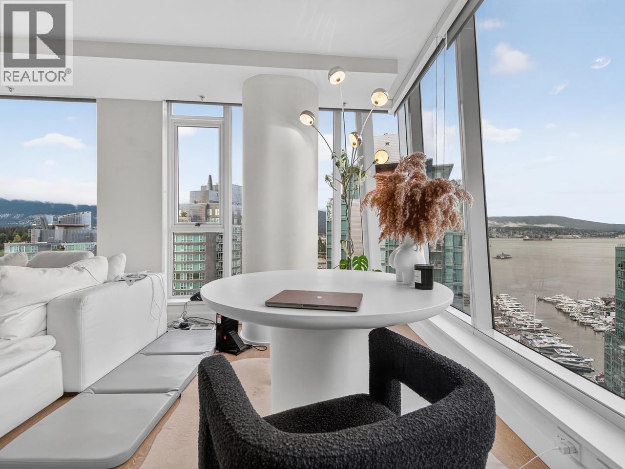1902 1499 W Pender Street, Vancouver, British Columbia  V6G 0A7 - Photo 8 - R3132996
