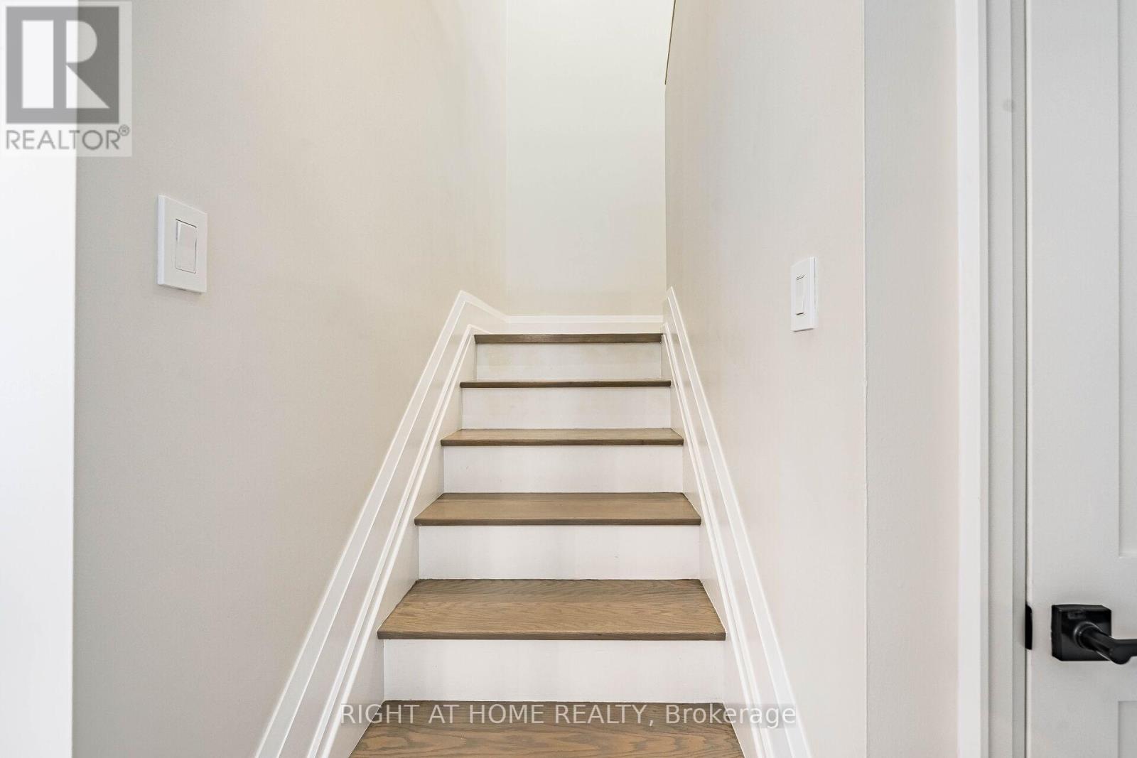 #5 - 1200 Gripsholm Road, Mississauga, Ontario  L4Y 2G9 - Photo 14 - W13411692