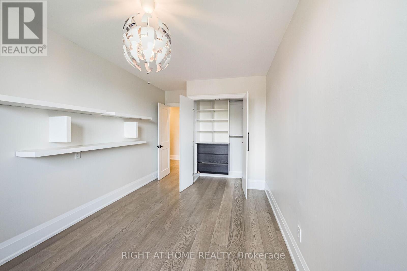 #5 - 1200 Gripsholm Road, Mississauga, Ontario  L4Y 2G9 - Photo 20 - W13411692