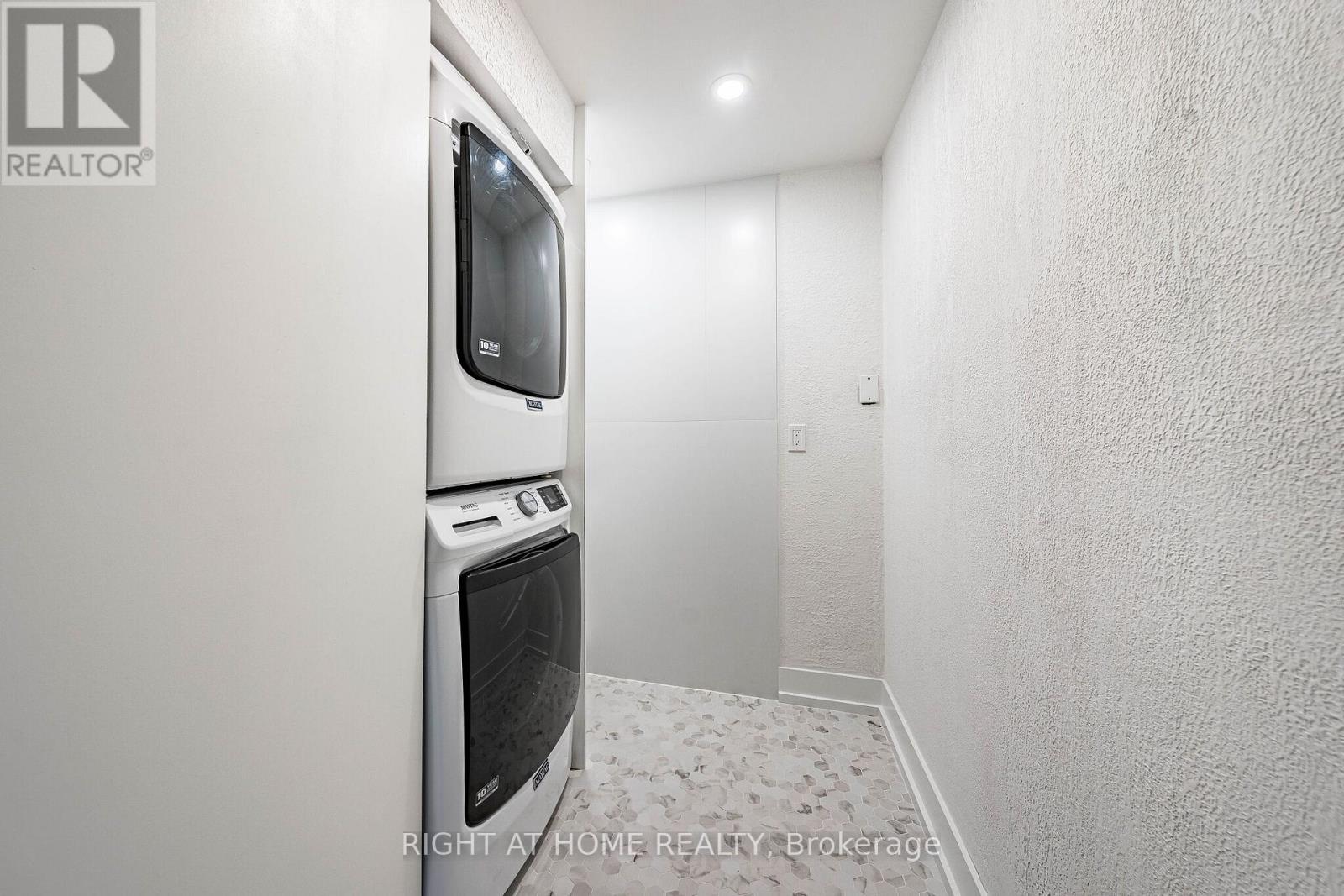 #5 - 1200 Gripsholm Road, Mississauga, Ontario  L4Y 2G9 - Photo 31 - W13411692