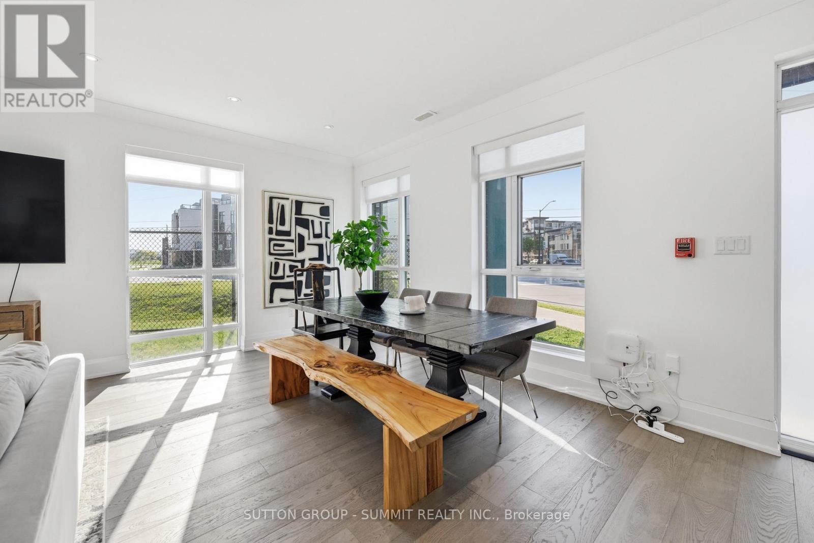2 Concord Place, Grimsby, Ontario  L3M 0G6 - Photo 15 - X13411694