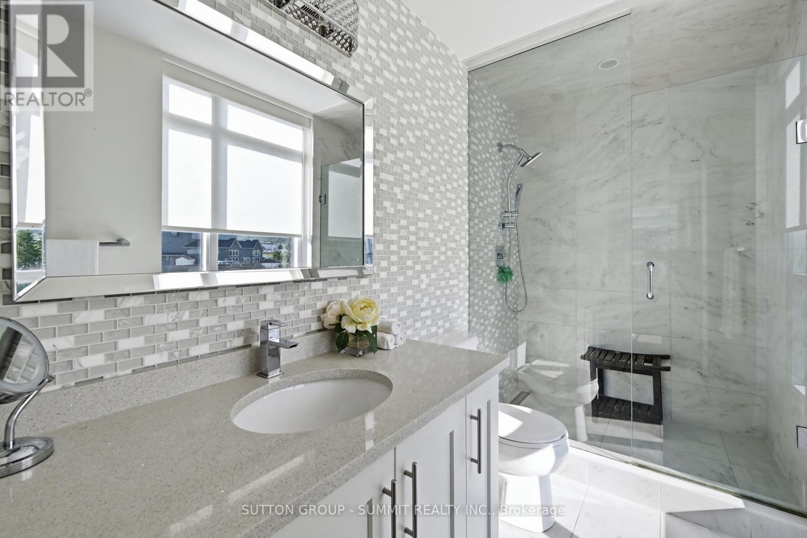 2 Concord Place, Grimsby, Ontario  L3M 0G6 - Photo 33 - X13411694
