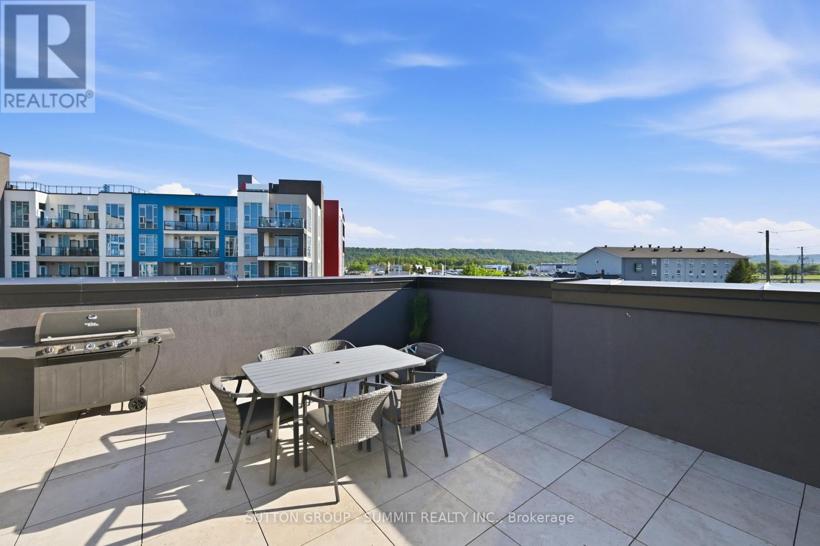 2 Concord Place, Grimsby, Ontario  L3M 0G6 - Photo 35 - X13411694