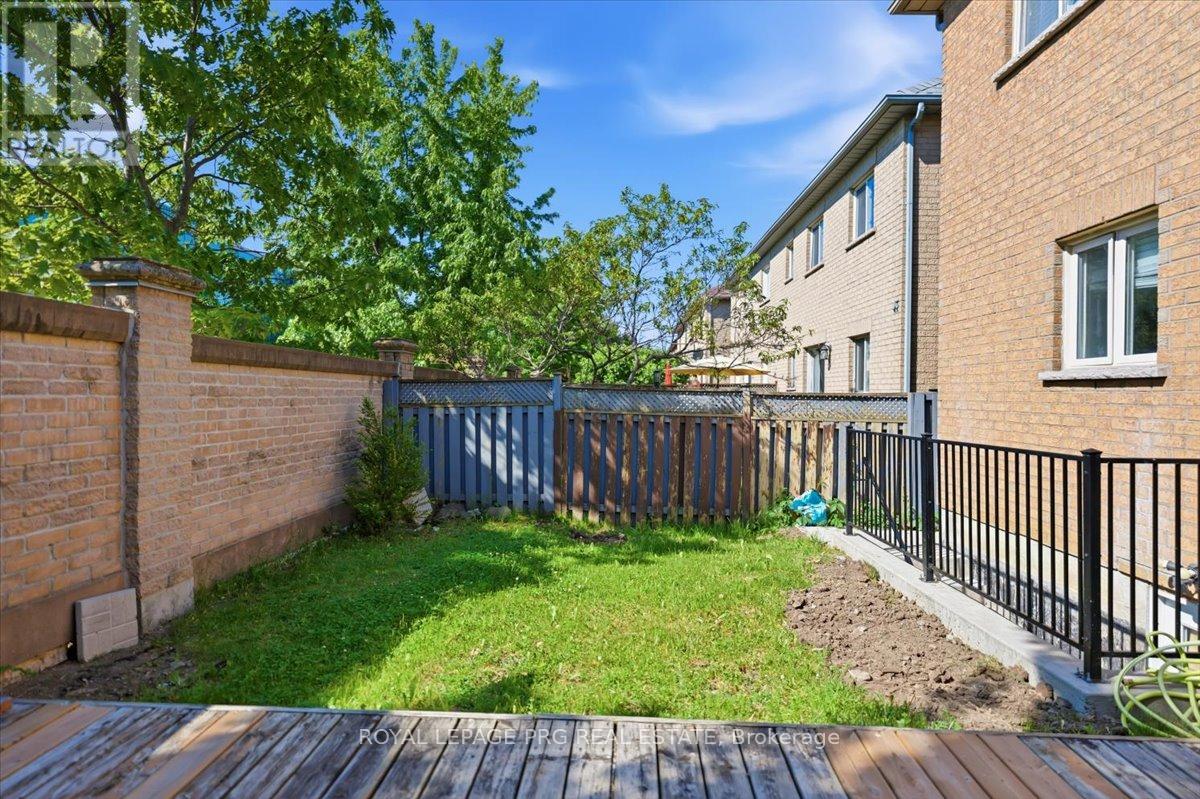 65 Giraffe Avenue, Brampton, Ontario  L6R 1Z1 - Photo 45 - W13254460
