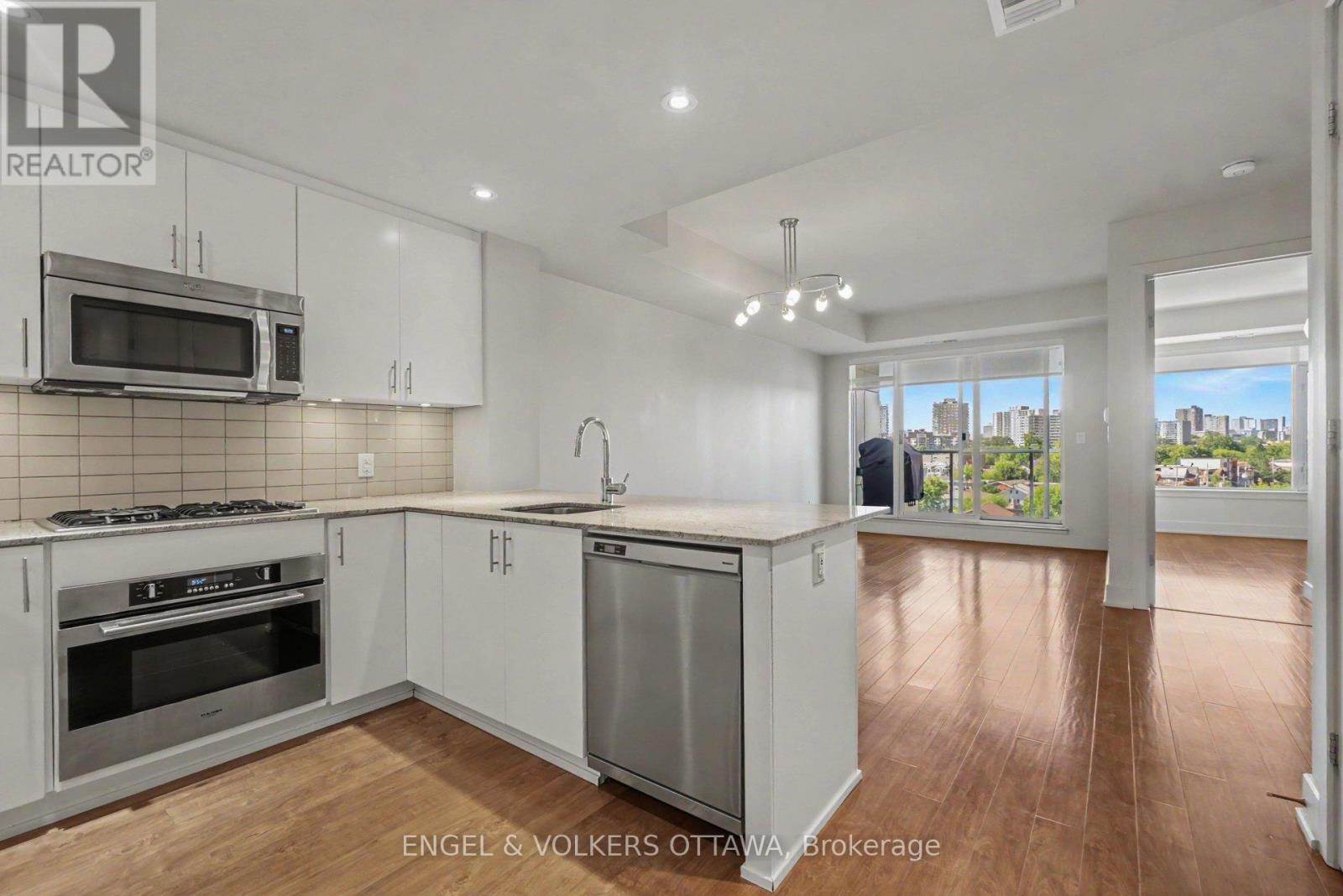 605 - 7 Marquette Avenue, Ottawa, Ontario  K1L 8A7 - Photo 11 - X13411710