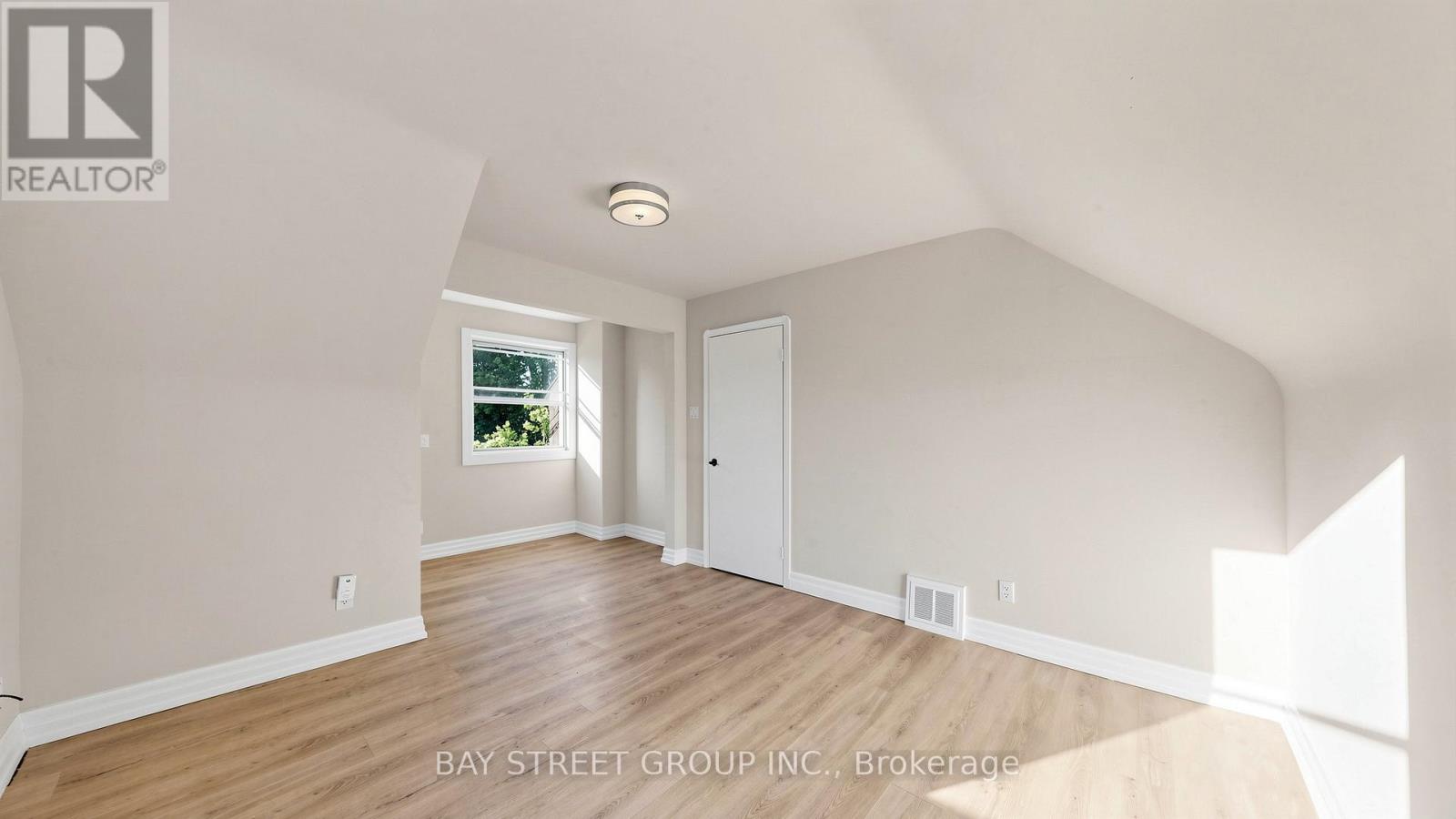 26 Innismore Crescent E, Toronto, Ontario  M1R 1C7 - Photo 14 - E13411726
