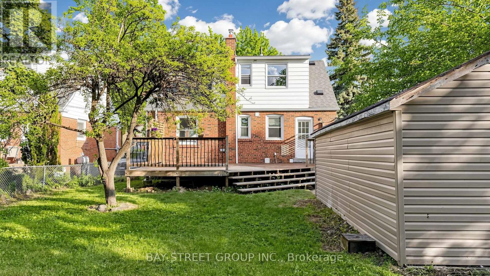 26 Innismore Crescent E, Toronto, Ontario  M1R 1C7 - Photo 3 - E13411726