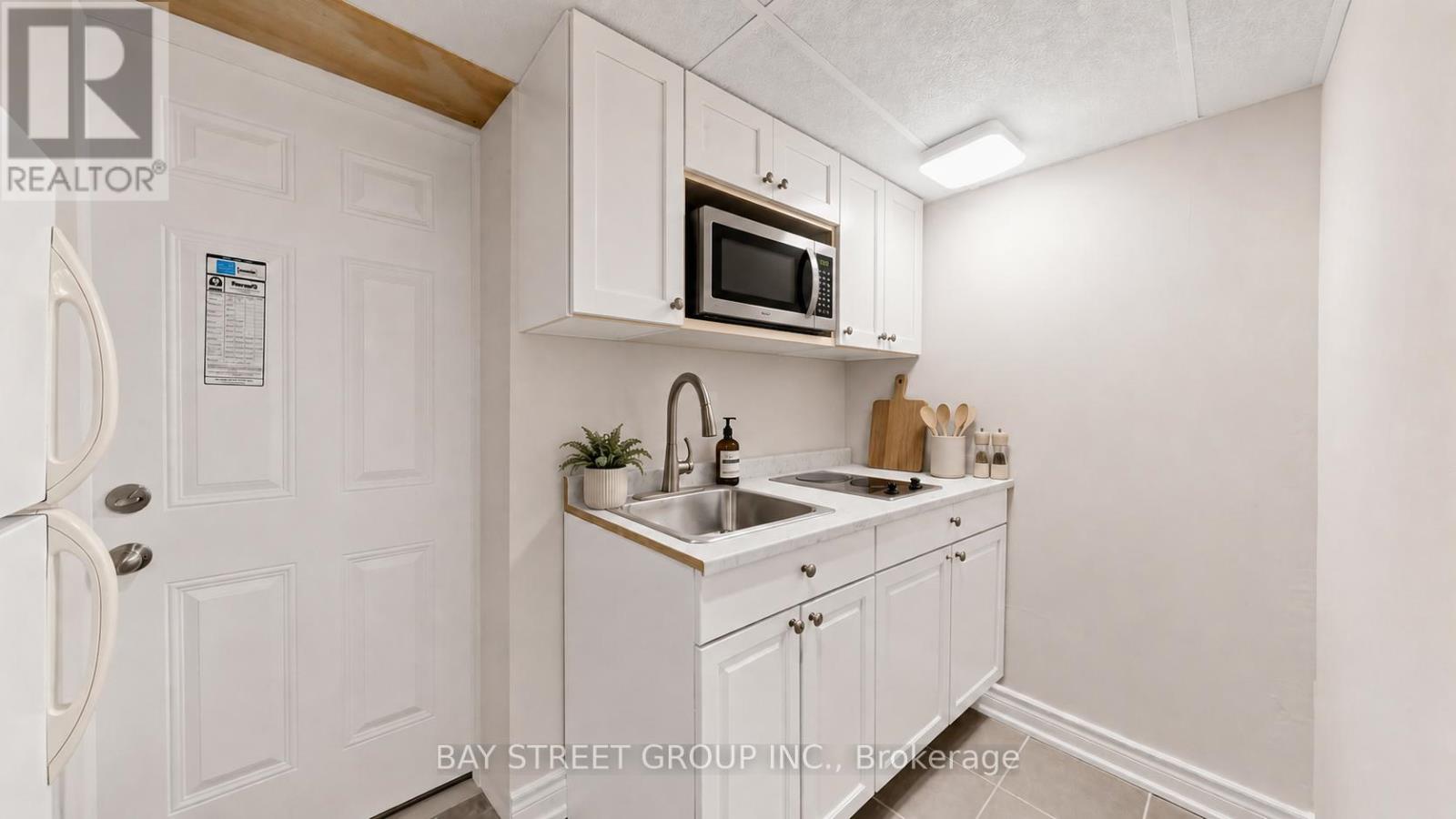 26 Innismore Crescent E, Toronto, Ontario  M1R 1C7 - Photo 36 - E13411726