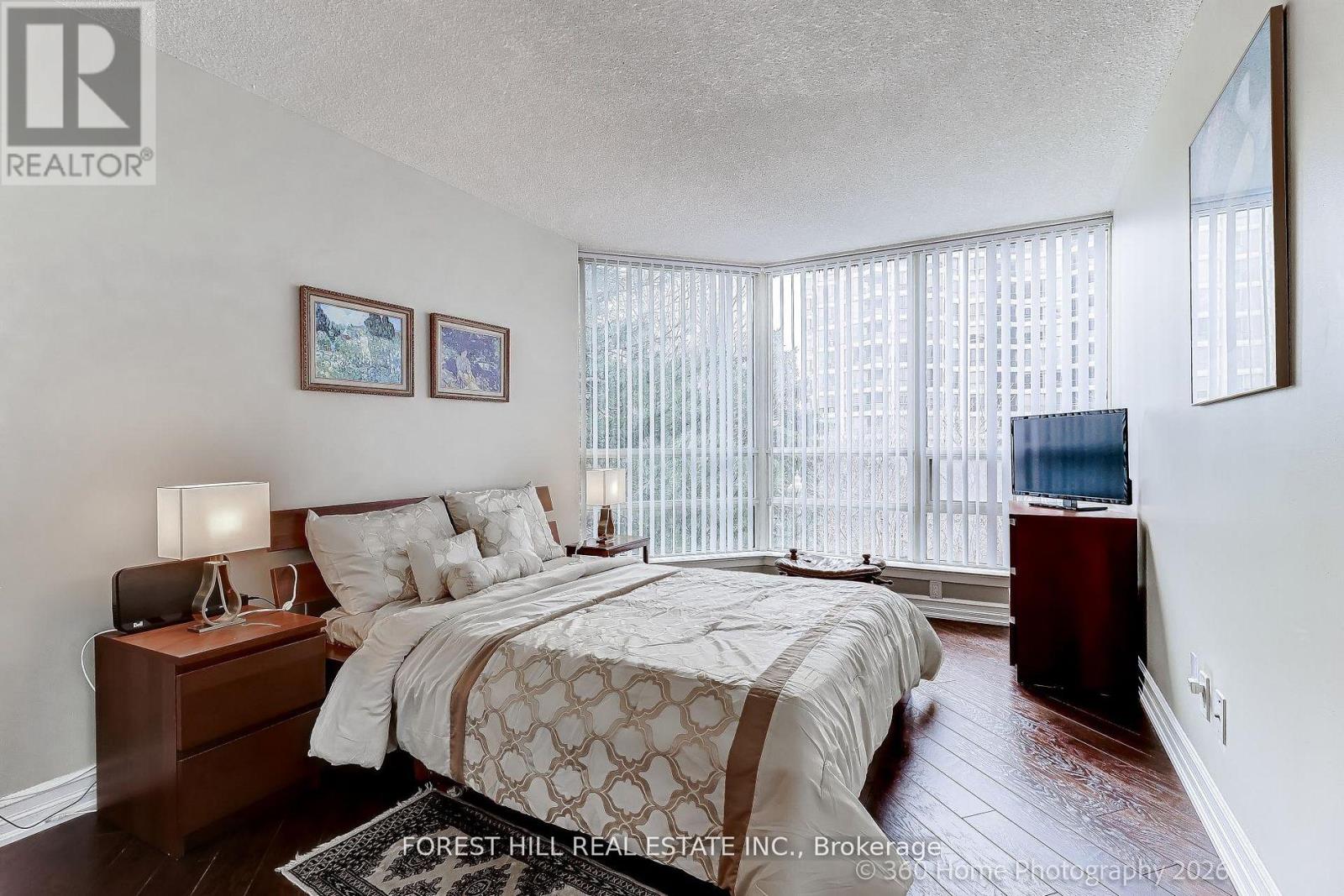 204 - 45 Kingsbridge Garden Circle, Mississauga, Ontario  L5R 3K4 - Photo 23 - W13230296