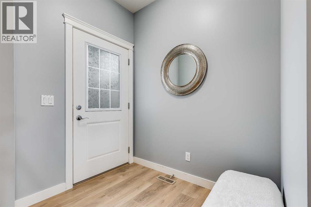 100 Nolancrest Circle NW, Calgary, Alberta  T3R 0T7 - Photo 3 - A2318596