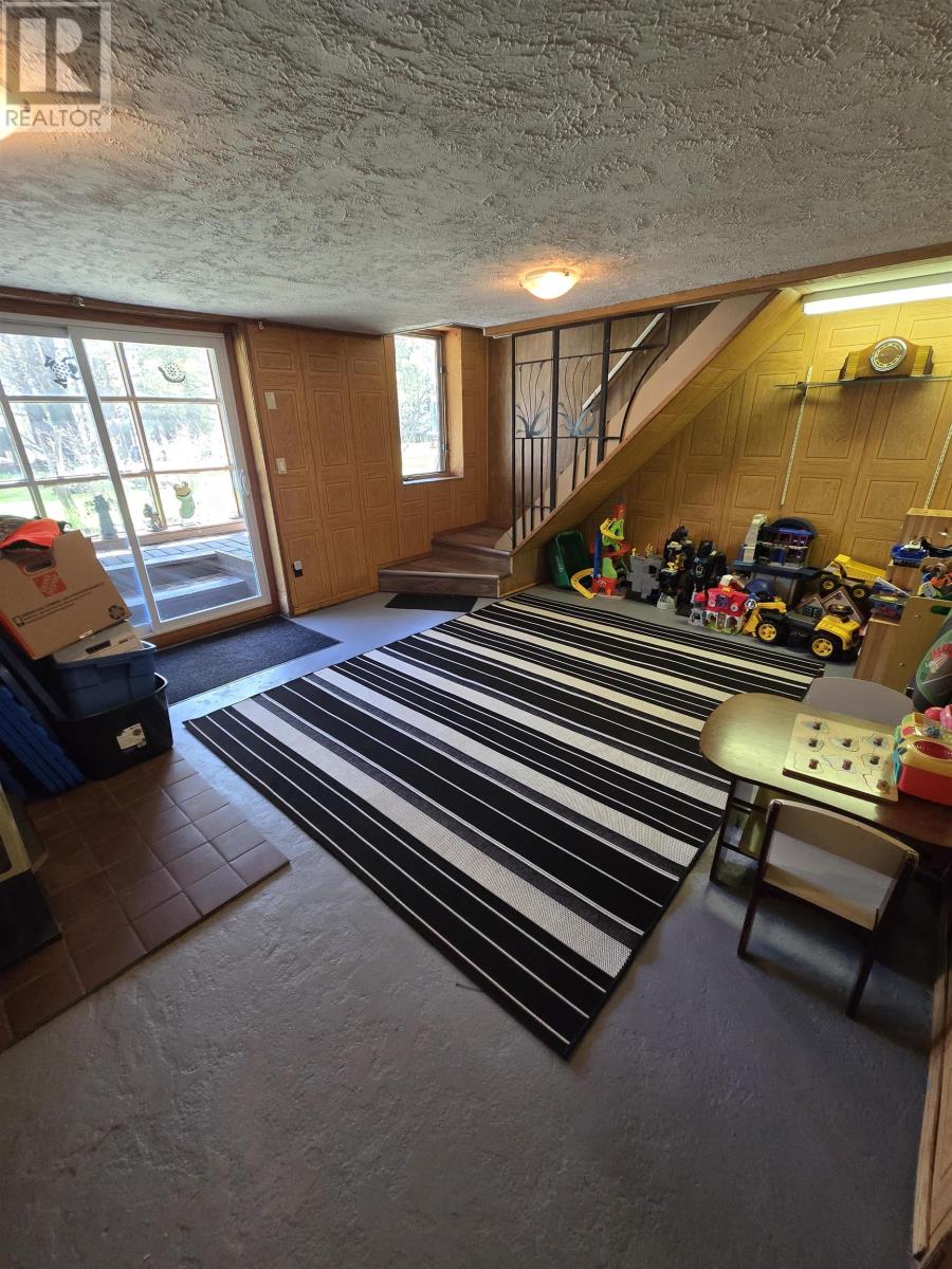 491 Lakeshore Dr, Thunder Bay, Ontario  P7A 0P9 - Photo 34 - TB2601279