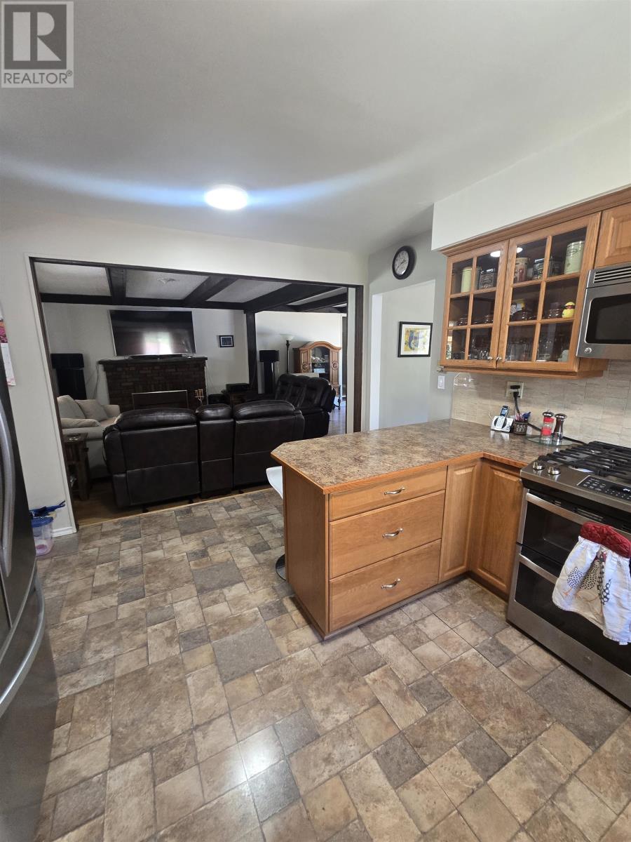 491 Lakeshore Dr, Thunder Bay, Ontario  P7A 0P9 - Photo 14 - TB2601279