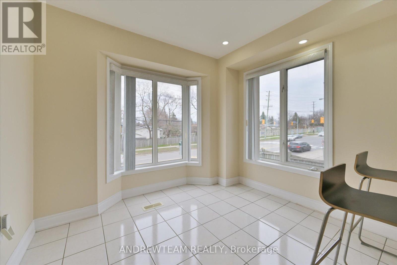 1 - 1075 Ellesmere Road, Toronto, Ontario  M1P 5C3 - Photo 10 - E13411728