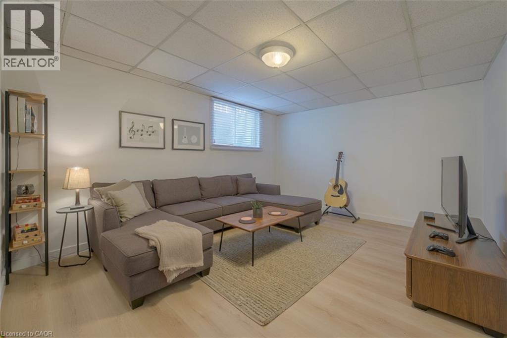 7 Harvest Court, Kitchener, Ontario  N2P 1T3 - Photo 17 - 40835205
