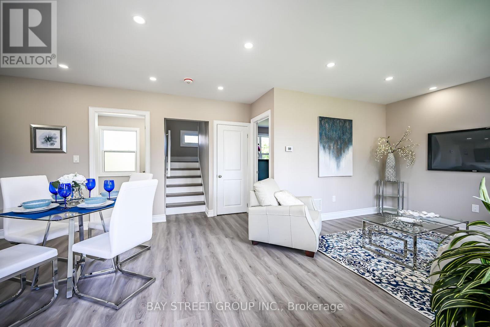 Upper - 49 East 41st Street, Hamilton, Ontario  L8T 2Z4 - Photo 16 - X13411738