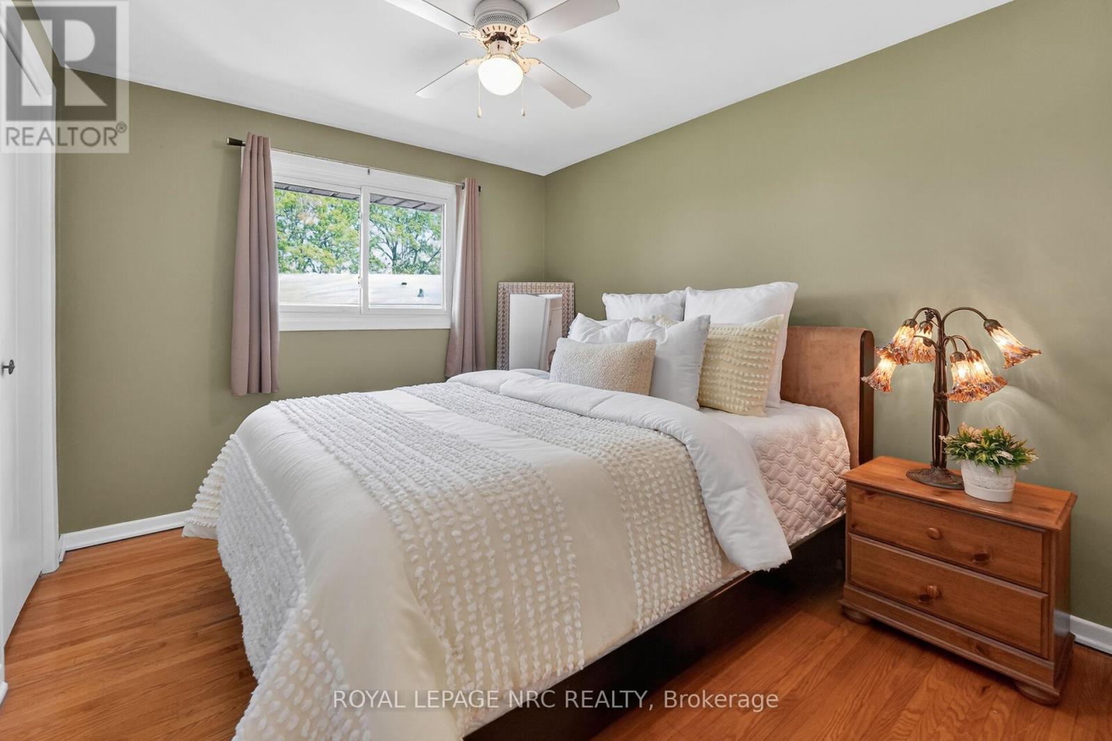 4451 Meadowvale Drive, Niagara Falls, Ontario  L2E 5W8 - Photo 13 - X13411766