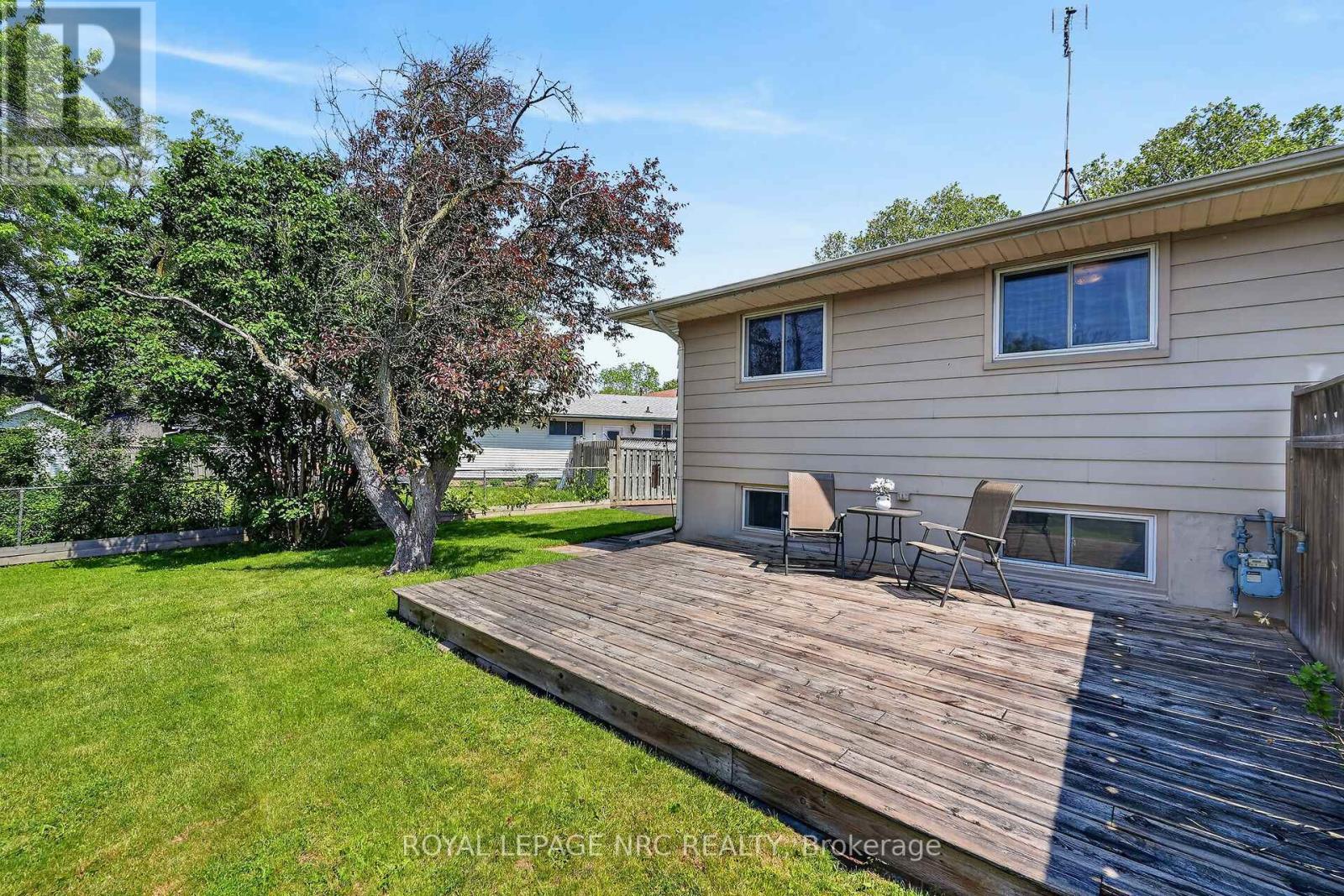 4451 Meadowvale Drive, Niagara Falls, Ontario  L2E 5W8 - Photo 31 - X13411766