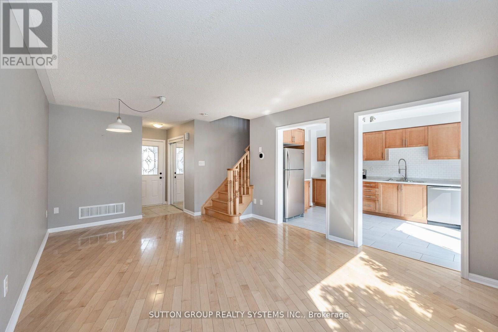 1152 Riddell Crescent, Milton, Ontario  L9T 6Y1 - Photo 7 - W13411770