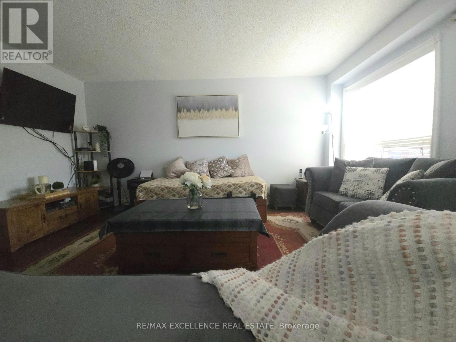 6 Stalbridge Avenue, Brampton, Ontario  L6Y 4H1 - Photo 16 - W13411776