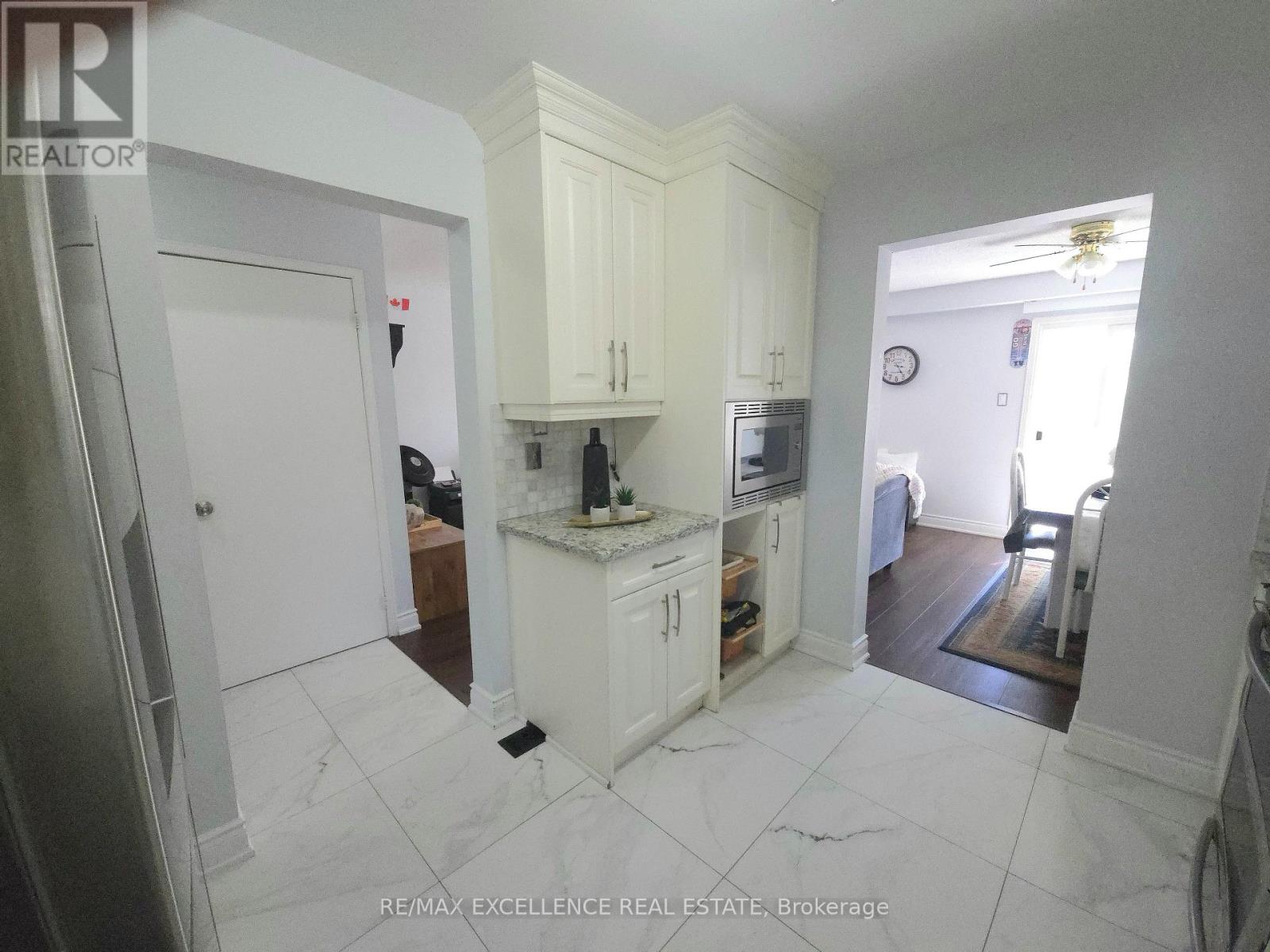 6 Stalbridge Avenue, Brampton, Ontario  L6Y 4H1 - Photo 18 - W13411776
