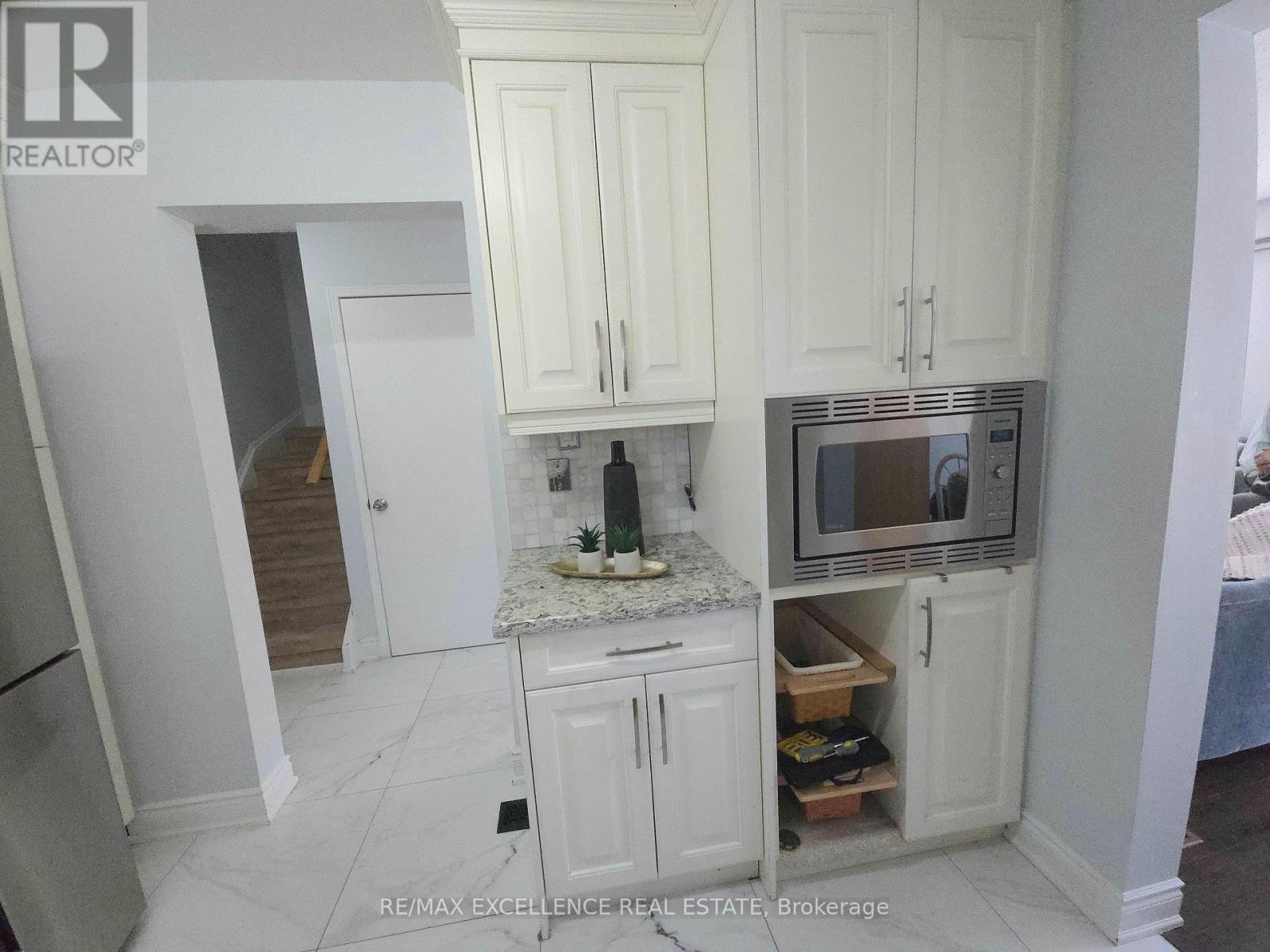 6 Stalbridge Avenue, Brampton, Ontario  L6Y 4H1 - Photo 20 - W13411776